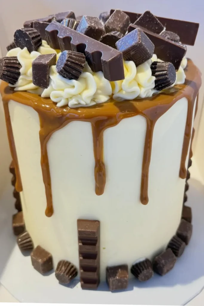 Caramel Drip Minimal Cake