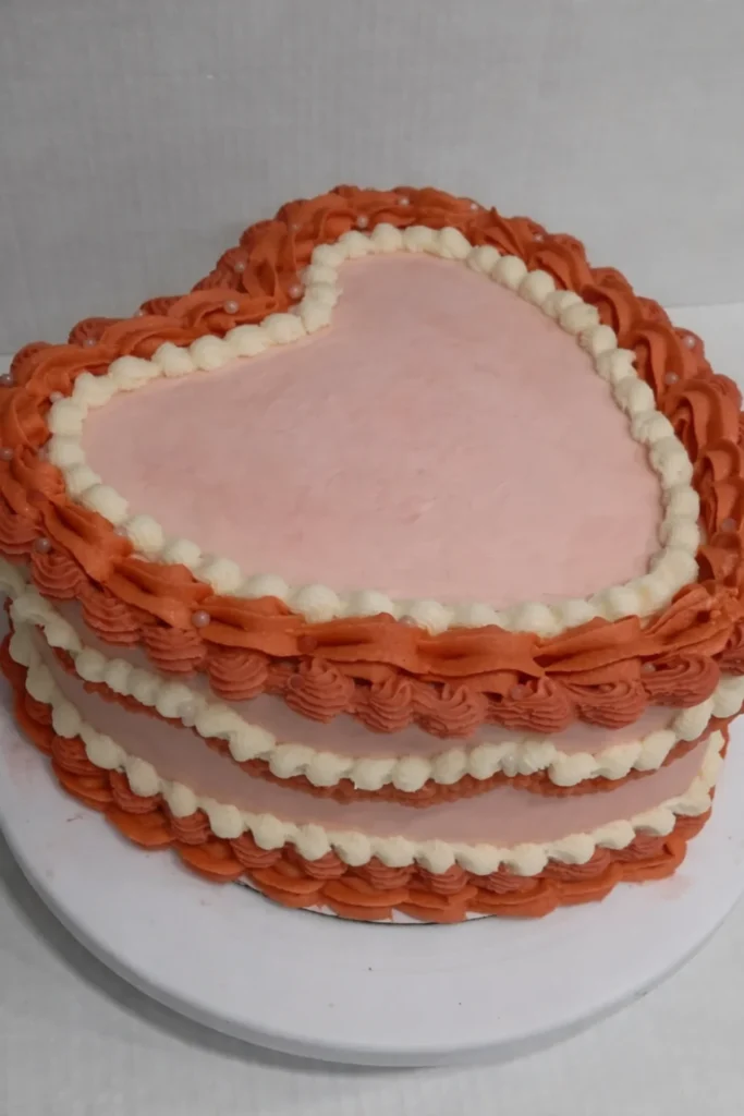 Vintage Heart Lambeth Cake