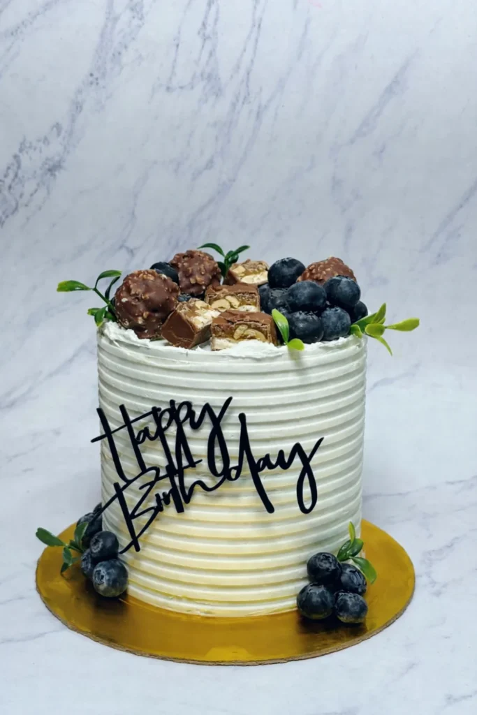 Classic Vanilla Buttercream Cake