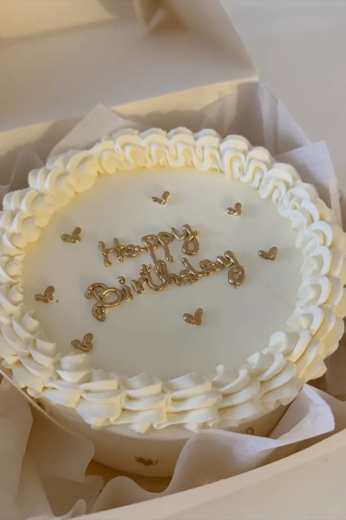 White Elegant Bento Cake