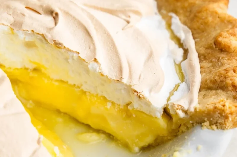 Classic Lemon Meringue Pie Recipe with Fluffy Golden Topping