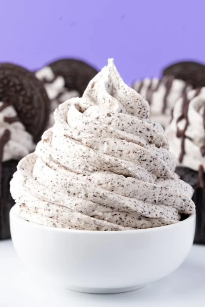 Creamy Oreo Frosting Recipe for Cakes Cupcakes and Cookies