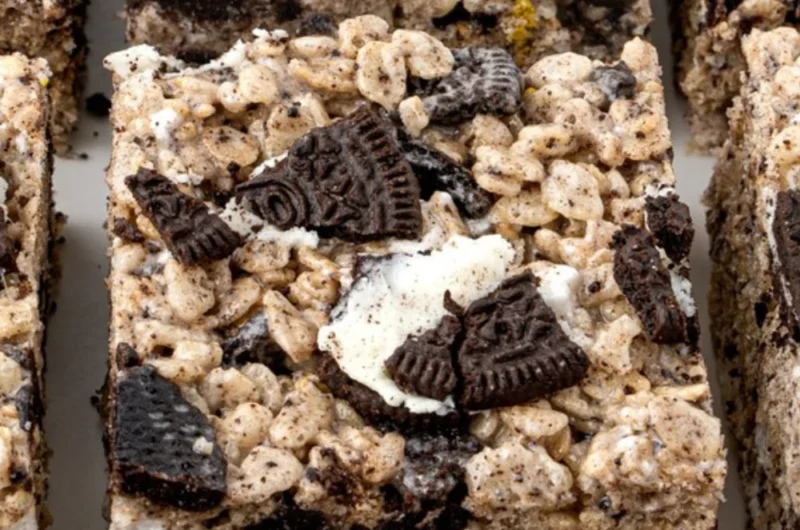 Rice Krispie Cookies with Chocolate Chips Soft and Crispy